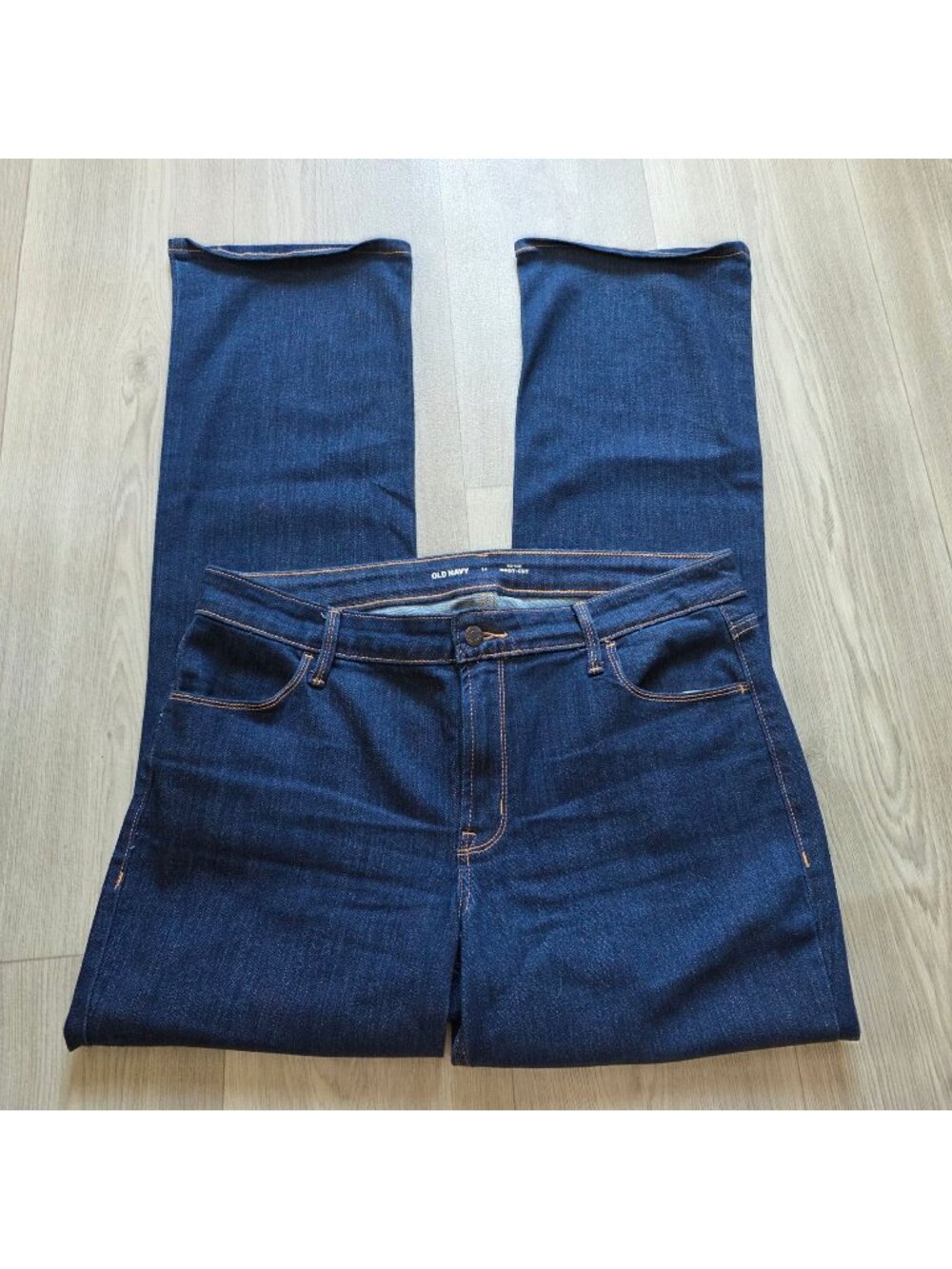 Old Navy Womens Mid-Rise Boot-Cut Jeans Size 14 Dark Wash Denim